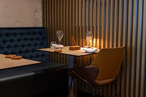 restaurant shot