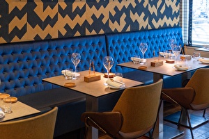 restaurant shot